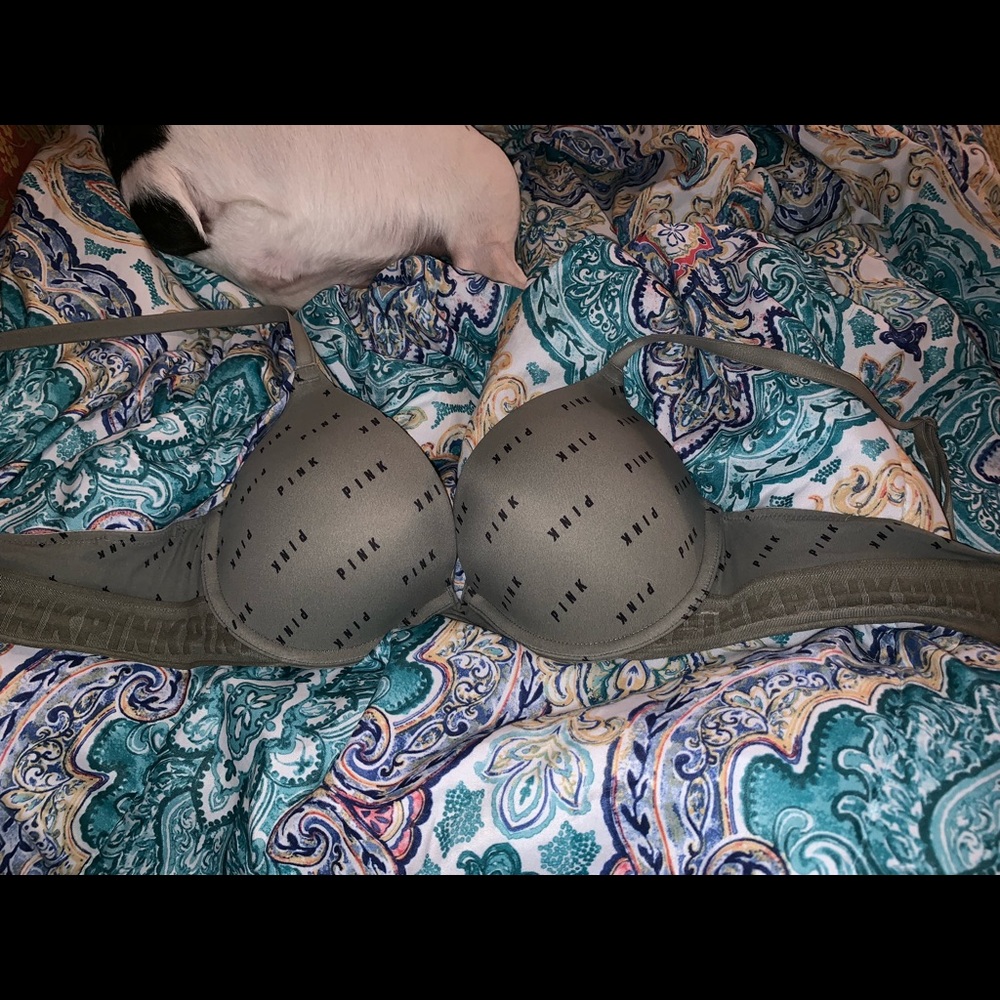 Victoria’s Secret Pink bra